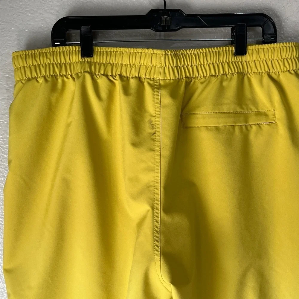 Duluth Trading Co Men's Yellow Genuis Unlined Swim Shorts 9